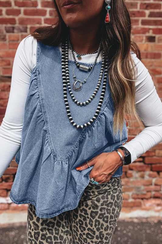 Structured chambray shell top