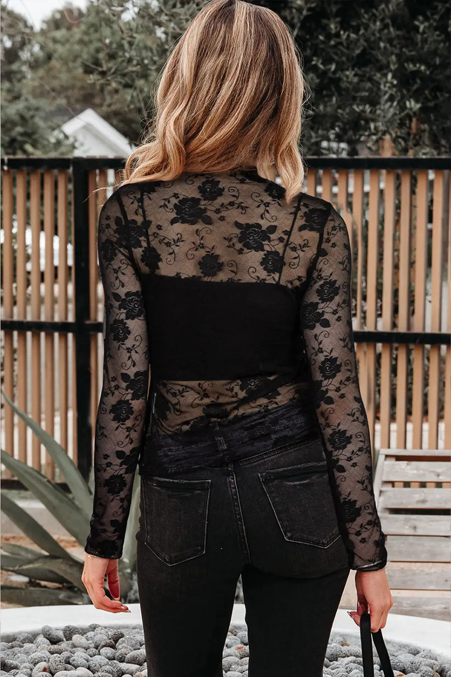 Sheer floral lace top - flirty style | lightweight slim fit