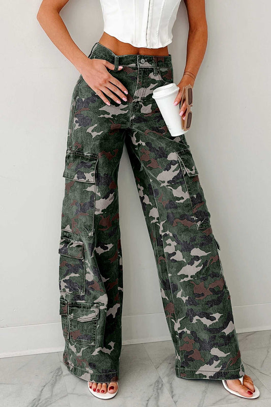 Camo cargo jeans for women with wide leg fit and utility pockets in green camo print. High-waisted denim pants ideal for casual wear.