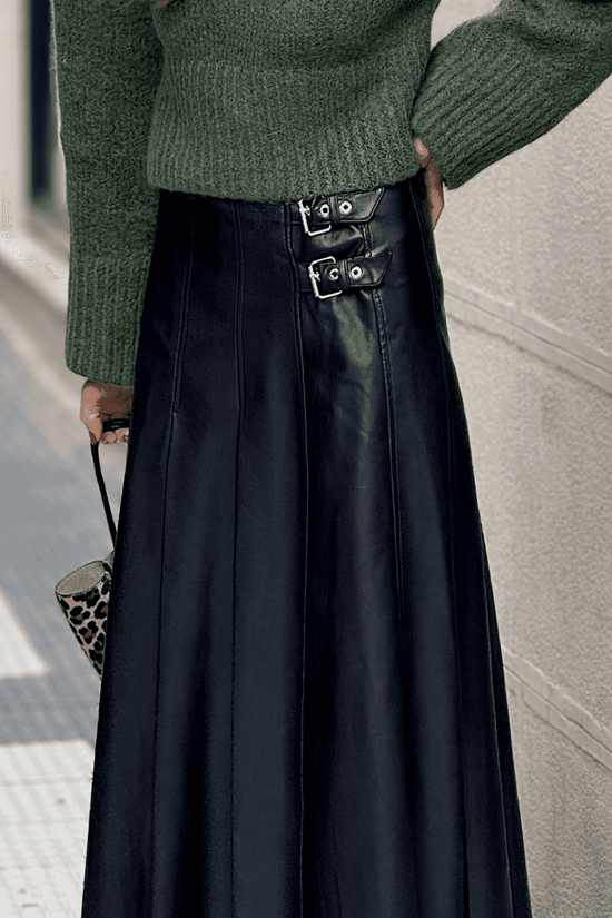 Black Faux Leather Pleated Flared Skirt | FashionFitz close-up of waist buckles and pleated texture, perfect for office or autumn street style.
