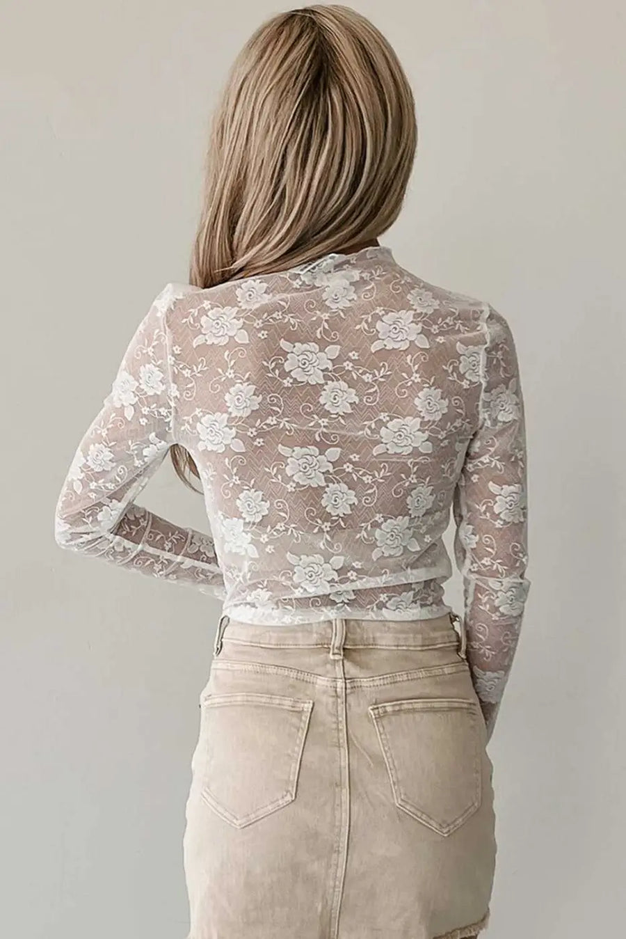 Sheer floral lace top - flirty style | lightweight slim fit