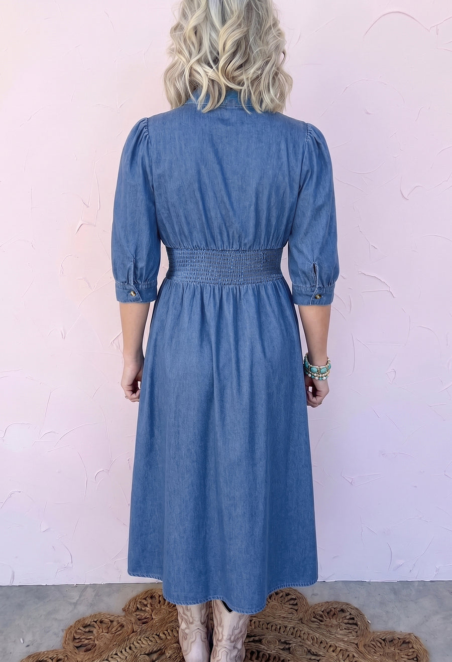 Metal zipper front detail on blue denim midi dress — Fashionfitz UK