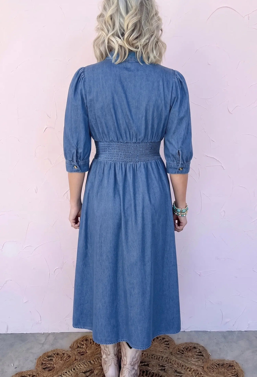 Metal zipper front detail on blue denim midi dress — Fashionfitz UK