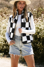 CozyCheck Sherpa Vest – Classic Black & White