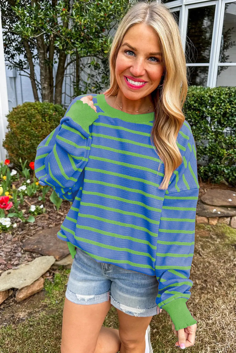 Stripe hug sweater - stylish loose fit | cozy design