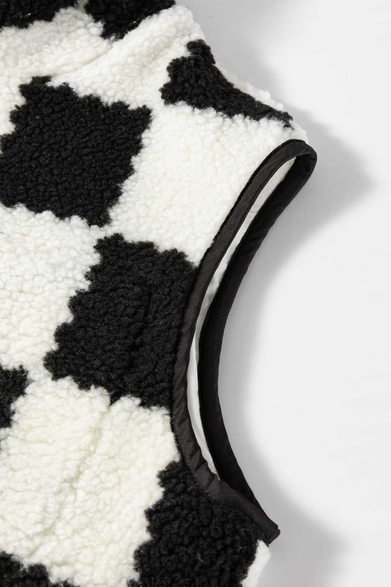 CozyCheck Sherpa Vest – Classic Black & White