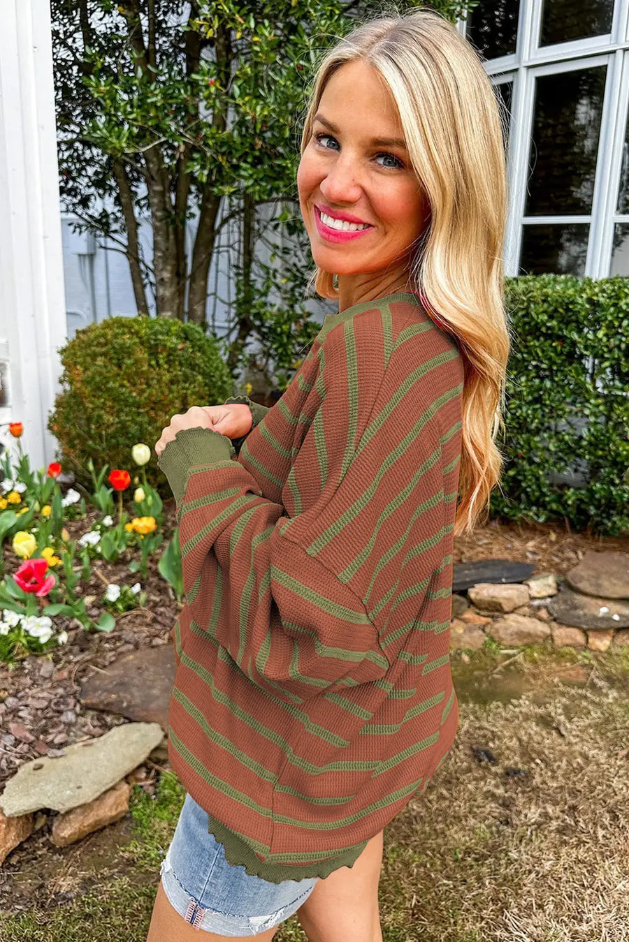 Stripe hug sweater - stylish loose fit | cozy design