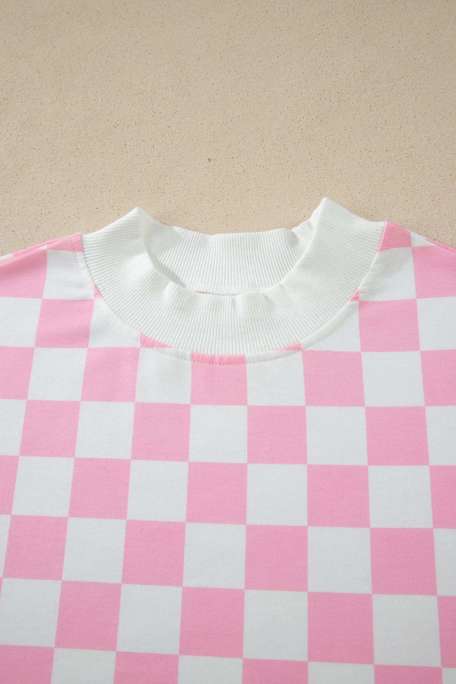 Checkered colour block trim mock neck short set outfit sets
