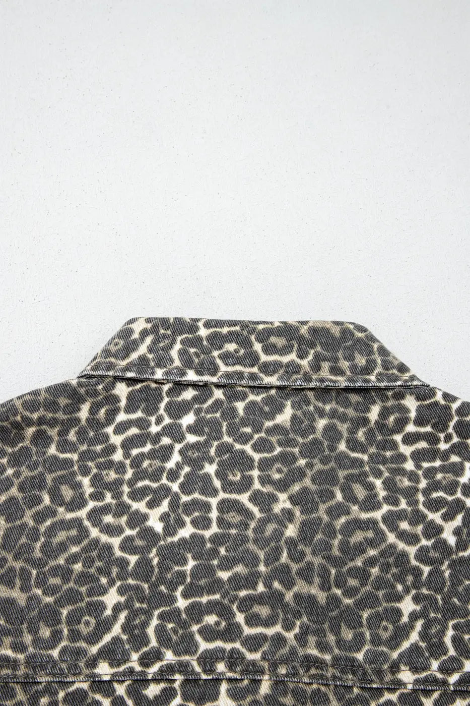 Gray Leopard Short Sleeve Denim Shirt