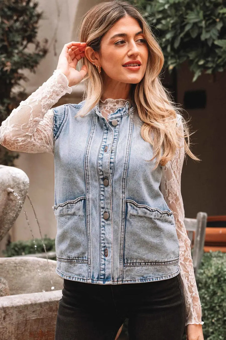 Beau blue scallop‑trim denim waistcoat vests