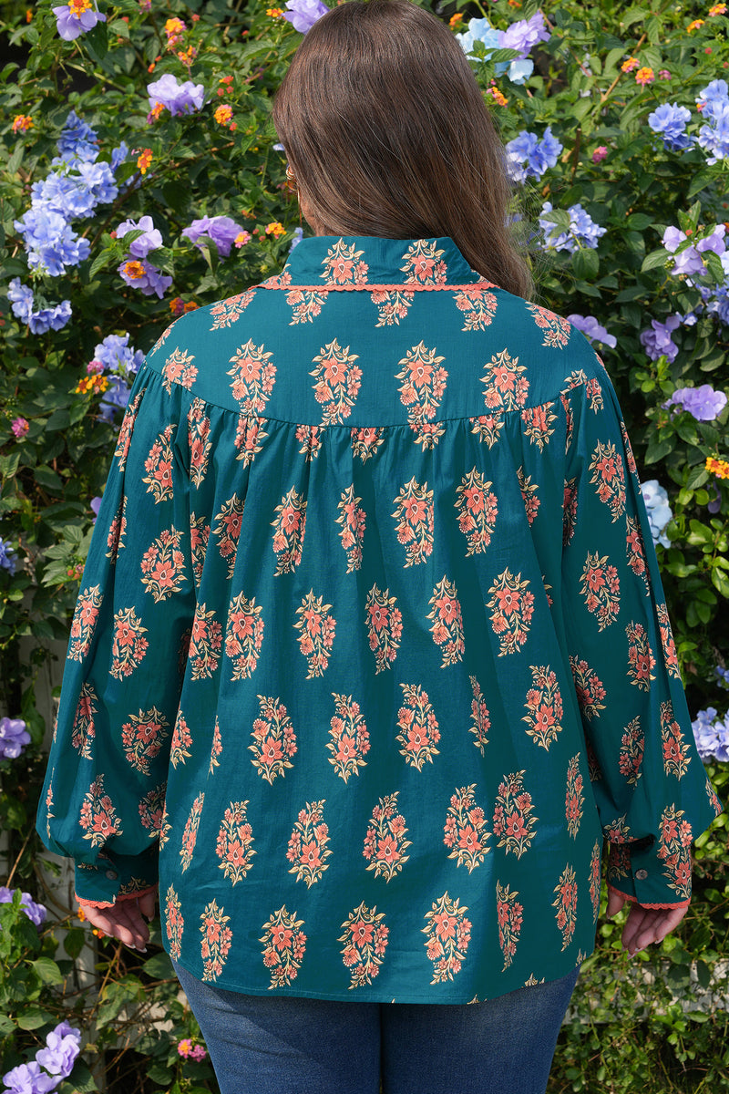Back view of floral print loose plus size shirt with lacy trim