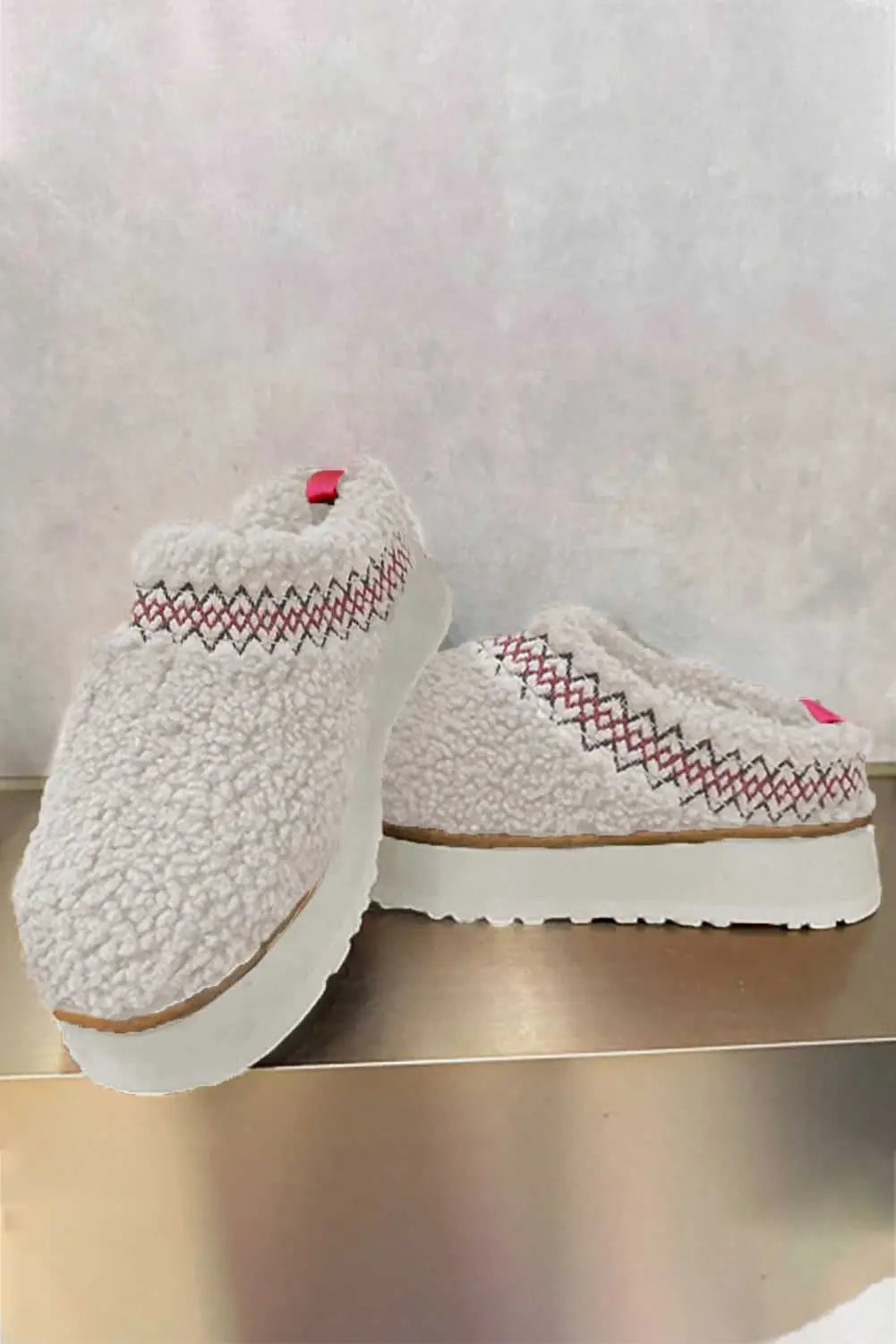 Embroidered sherpa plush winter slippers
