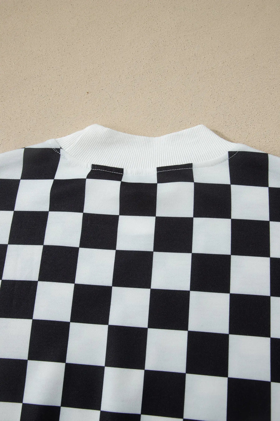 Checkered colour block trim mock neck short set outfit sets