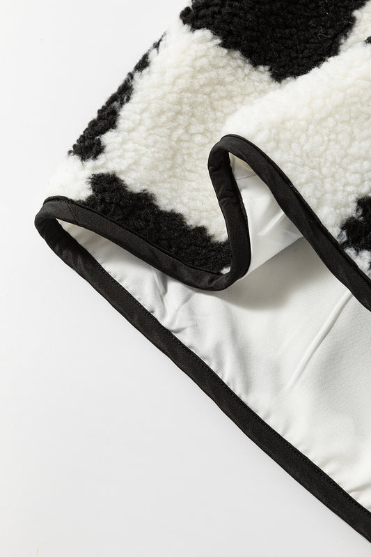CozyCheck Sherpa Vest – Classic Black & White