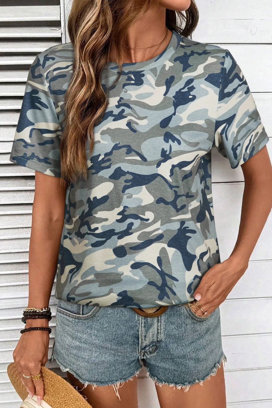 Women’s camo print crew neck t-shirt | fashionfitz