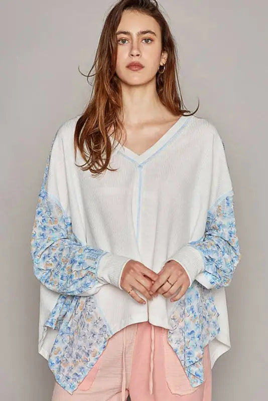 Elegant abstract floral batwing blouse - comfort & elegance