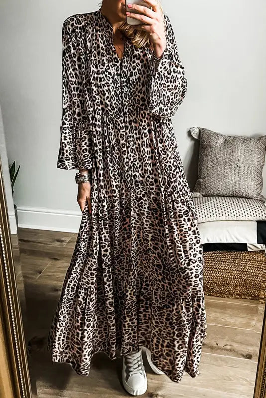 Apricot leopard maxi - elegance unleashed