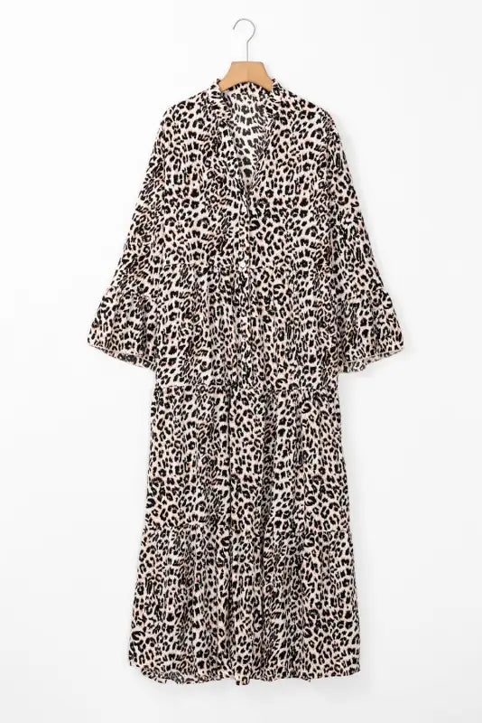 Apricot leopard maxi - elegance unleashed