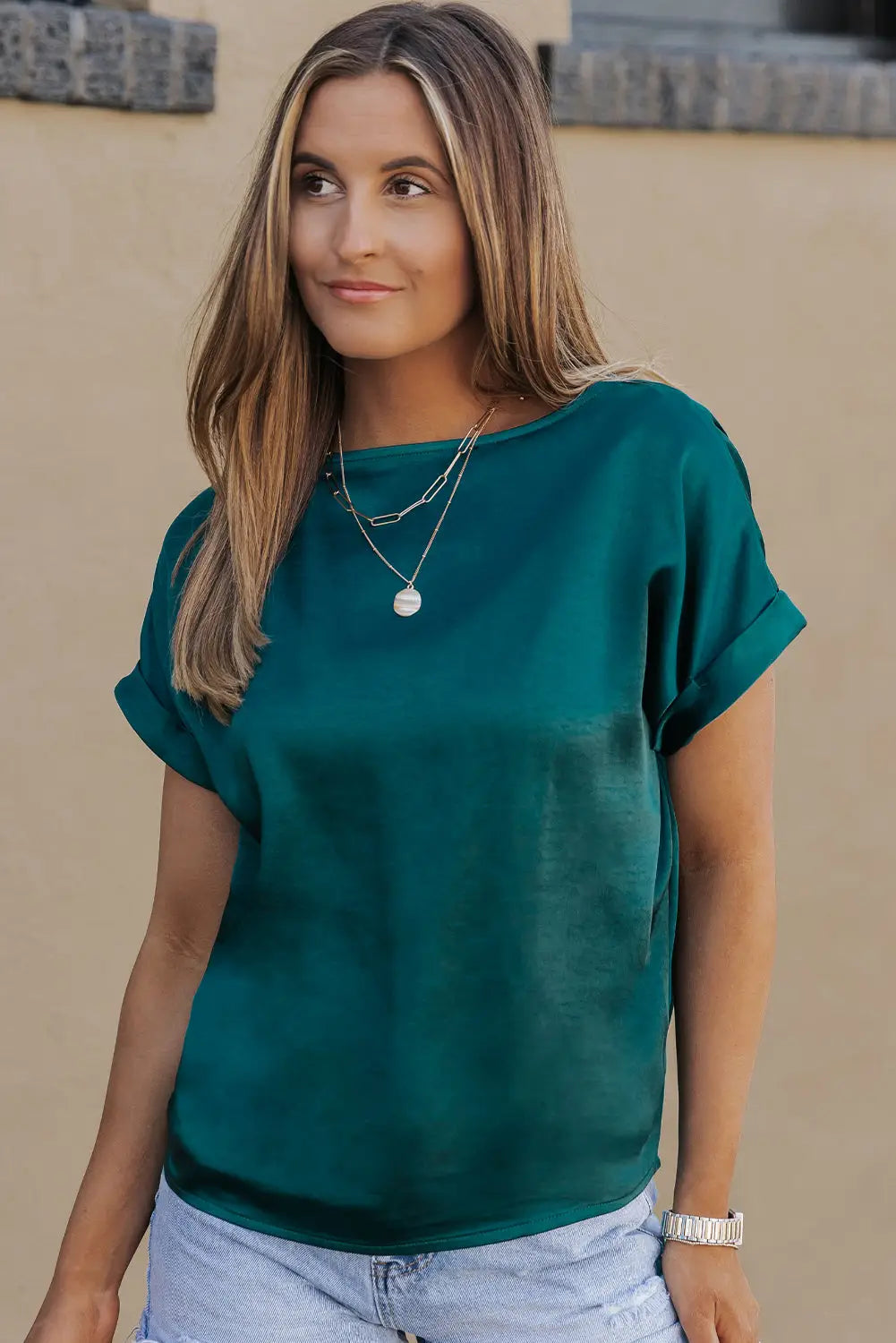 Apricot solid color short sleeve t shirt - green / s
