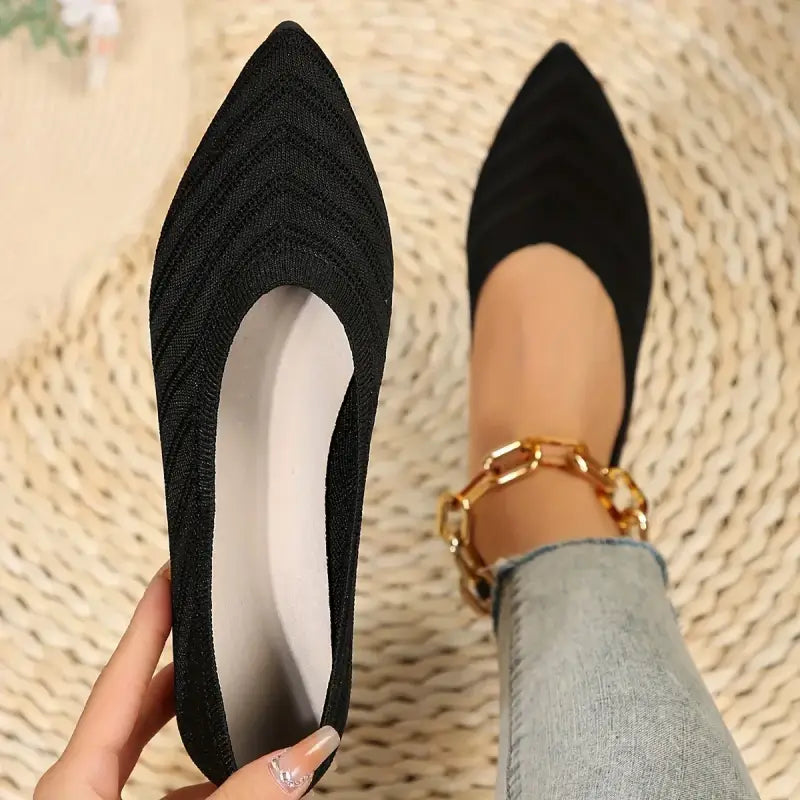 Ballet flats - pointed toe knitted shoes - black / 43