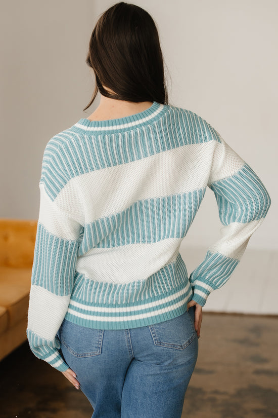 Loose Fit Striped Jumper – Two-Tone
