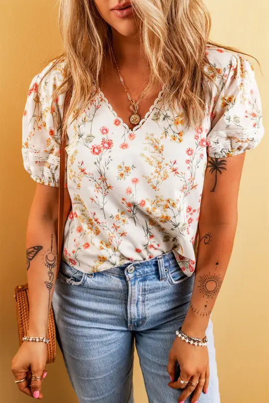 Beige boho floral lace trim short sleeve blouse - blouses