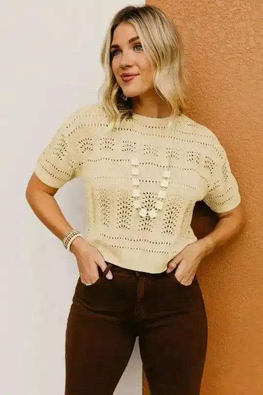Beige Knitted Hollow out Short Sleeve Crop Sweater - Fashionfitz