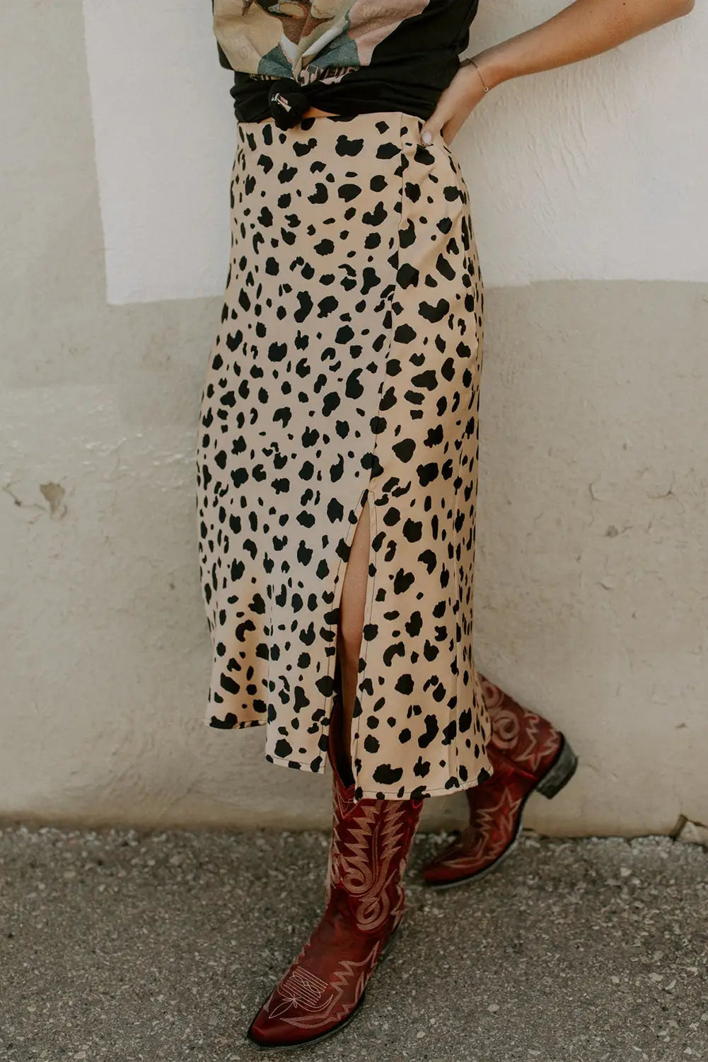 Beige leopard split hem midi skirt - khaki / s / 100% polyester - skirts