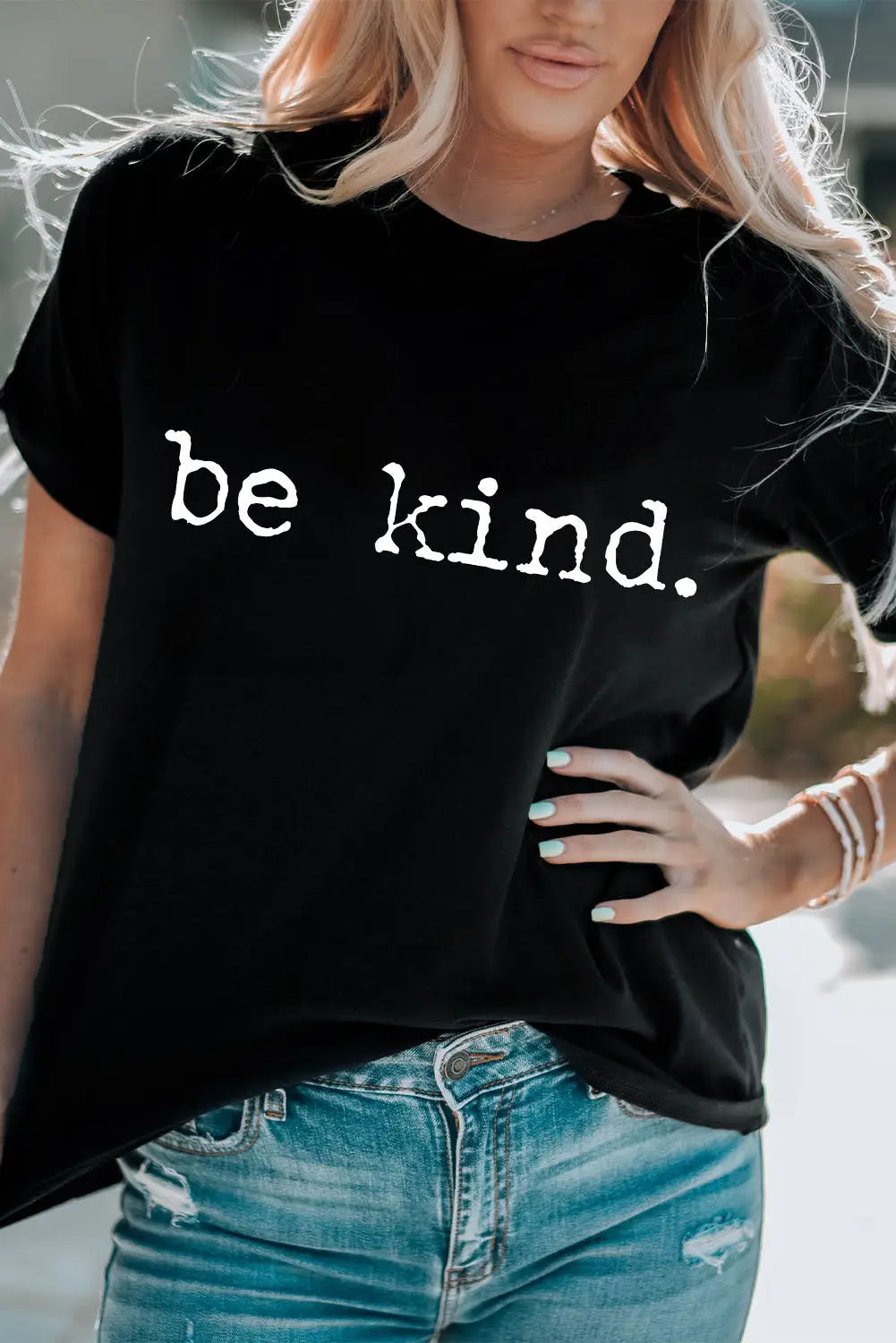 Black be kind letter print round neck casual t shirt - graphic t-shirts