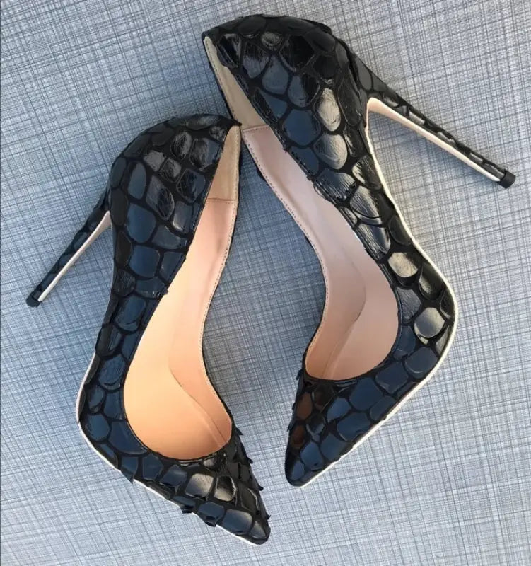 Black classic high heel stiletto shoes - pumps