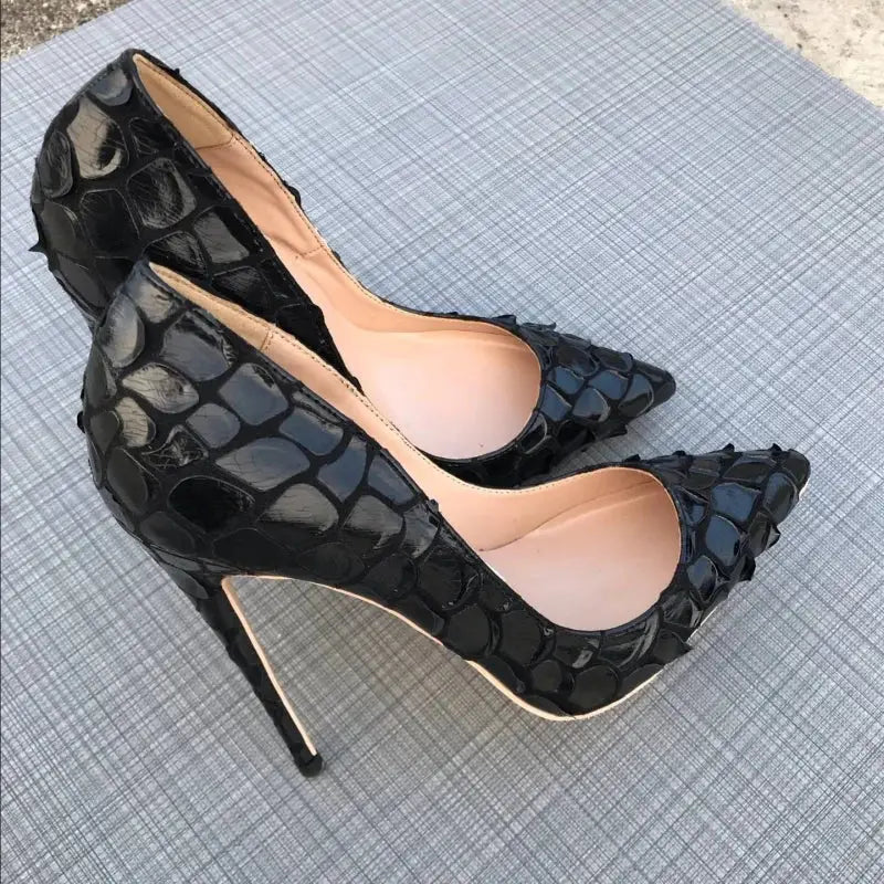 Black classic high heel stiletto shoes - pumps