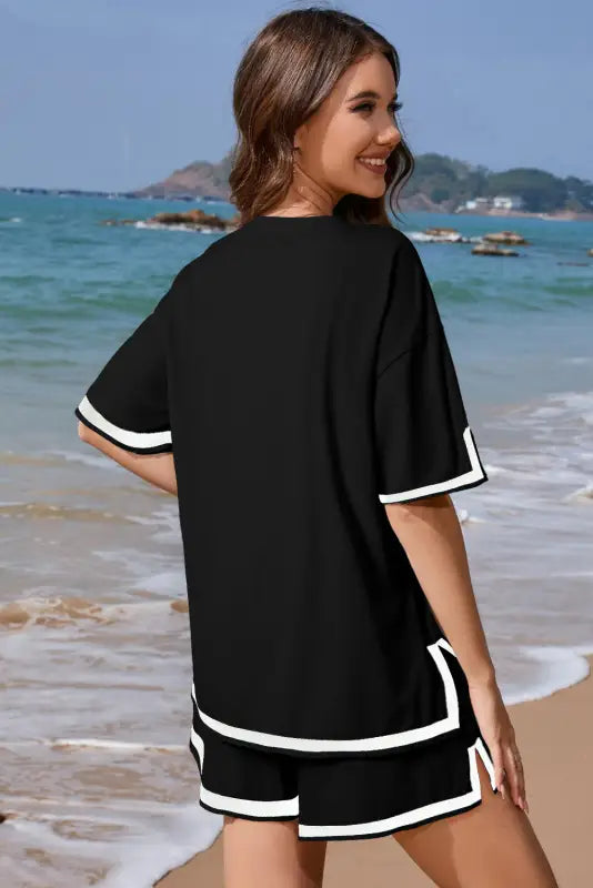 Chic black trim tee & shorts set - must-have casualwear