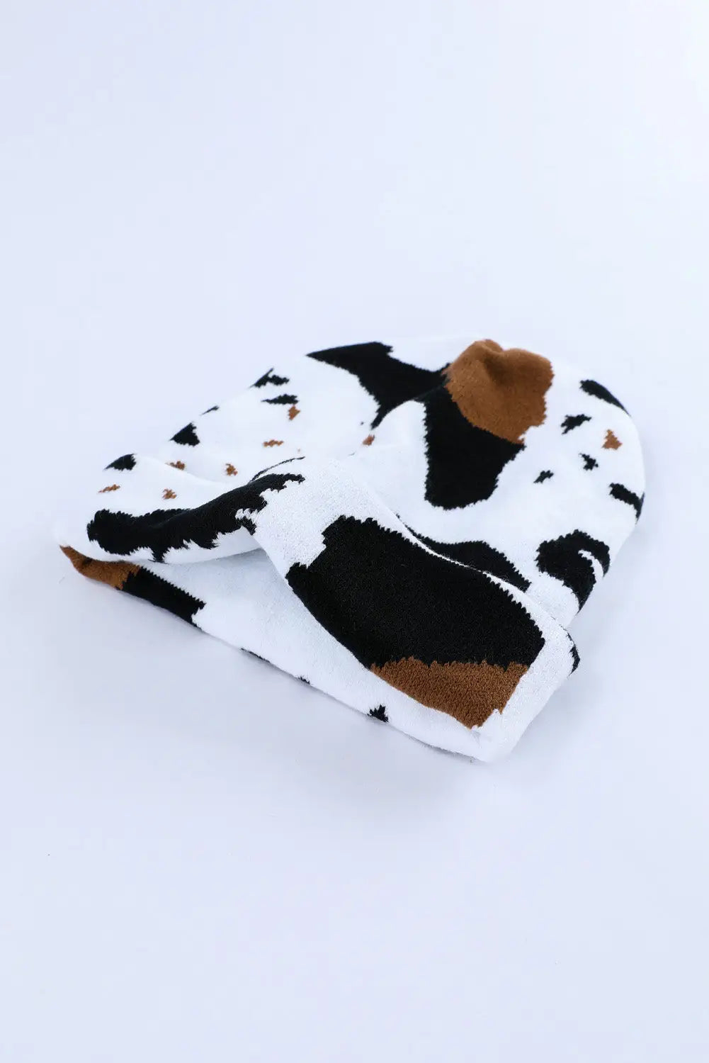 Black cow spots printed warm beanie hat - one size / 98% cotton + 2% elastane - beanies