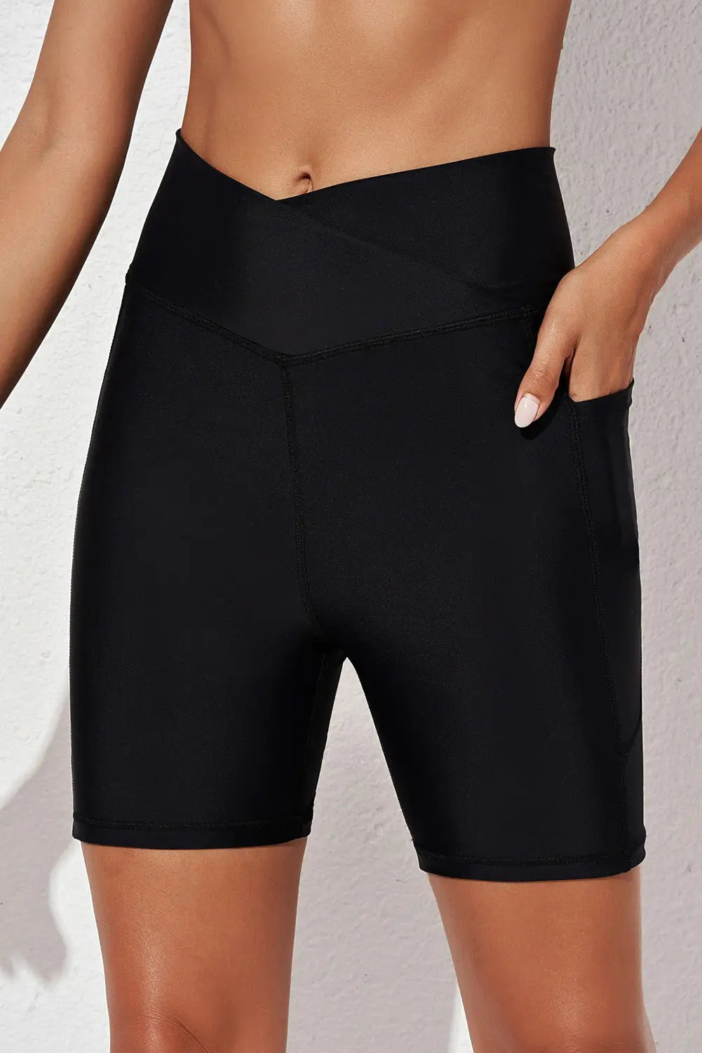 Black crossed waist sporty bermuda bikini shorts - s /
