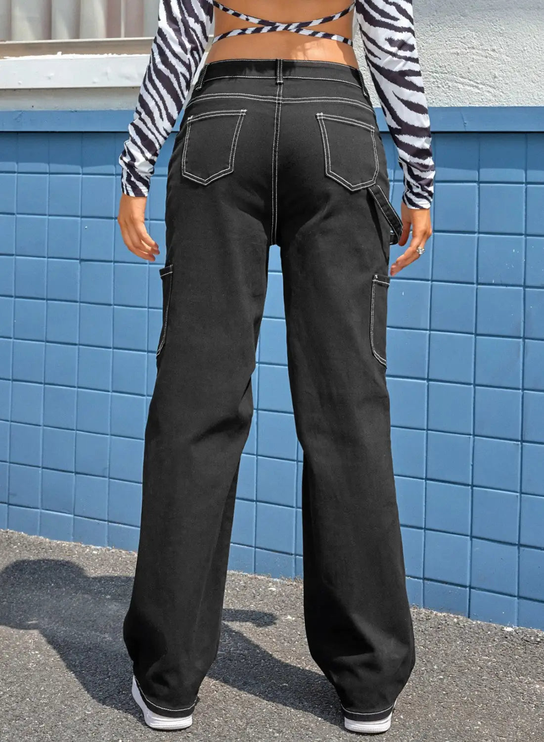 Black high waist straight leg cargo pants with pockets -