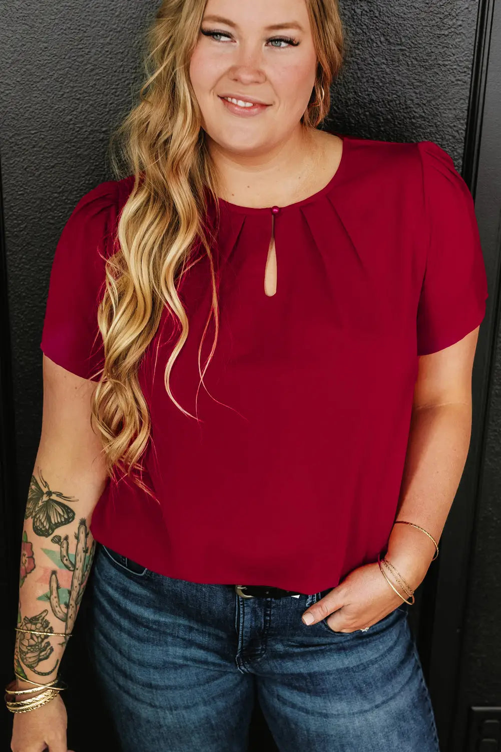 Black keyhole pleated plus size t shirt - red dahlia / 1x / 100% polyester - tops & tees
