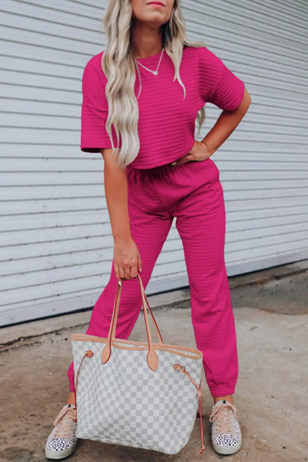Black lattice textured cropped tee and jogger pants set - rose red / s / 95% polyester + 5% elastane - sets