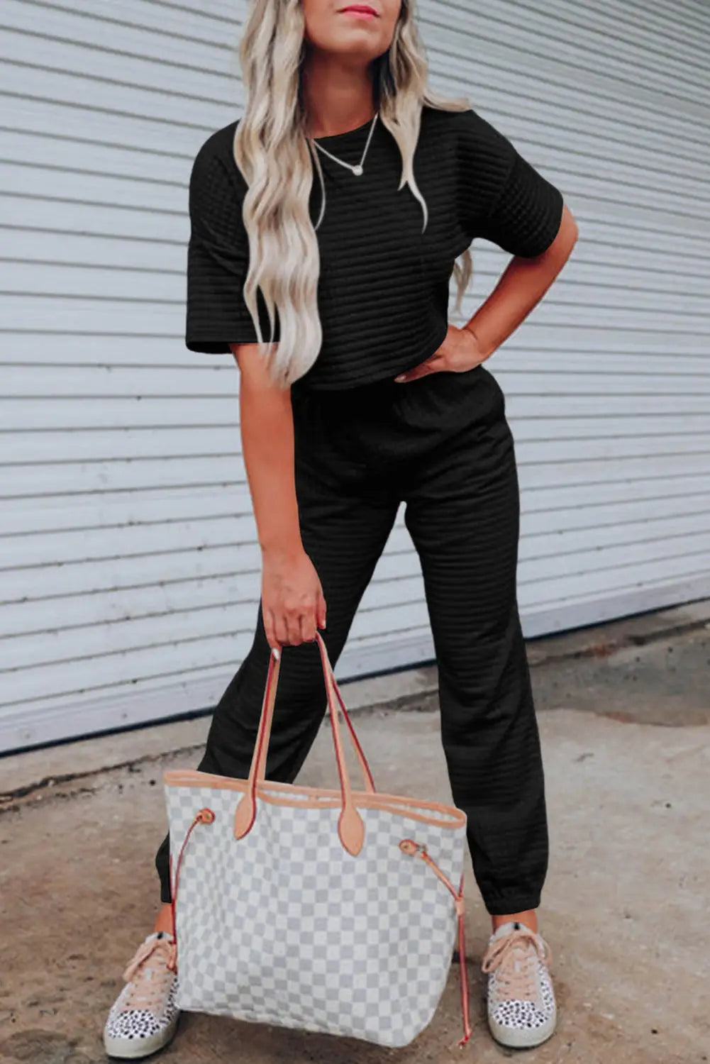 Black lattice textured cropped tee and jogger pants set - s / 95% polyester + 5% elastane - sets