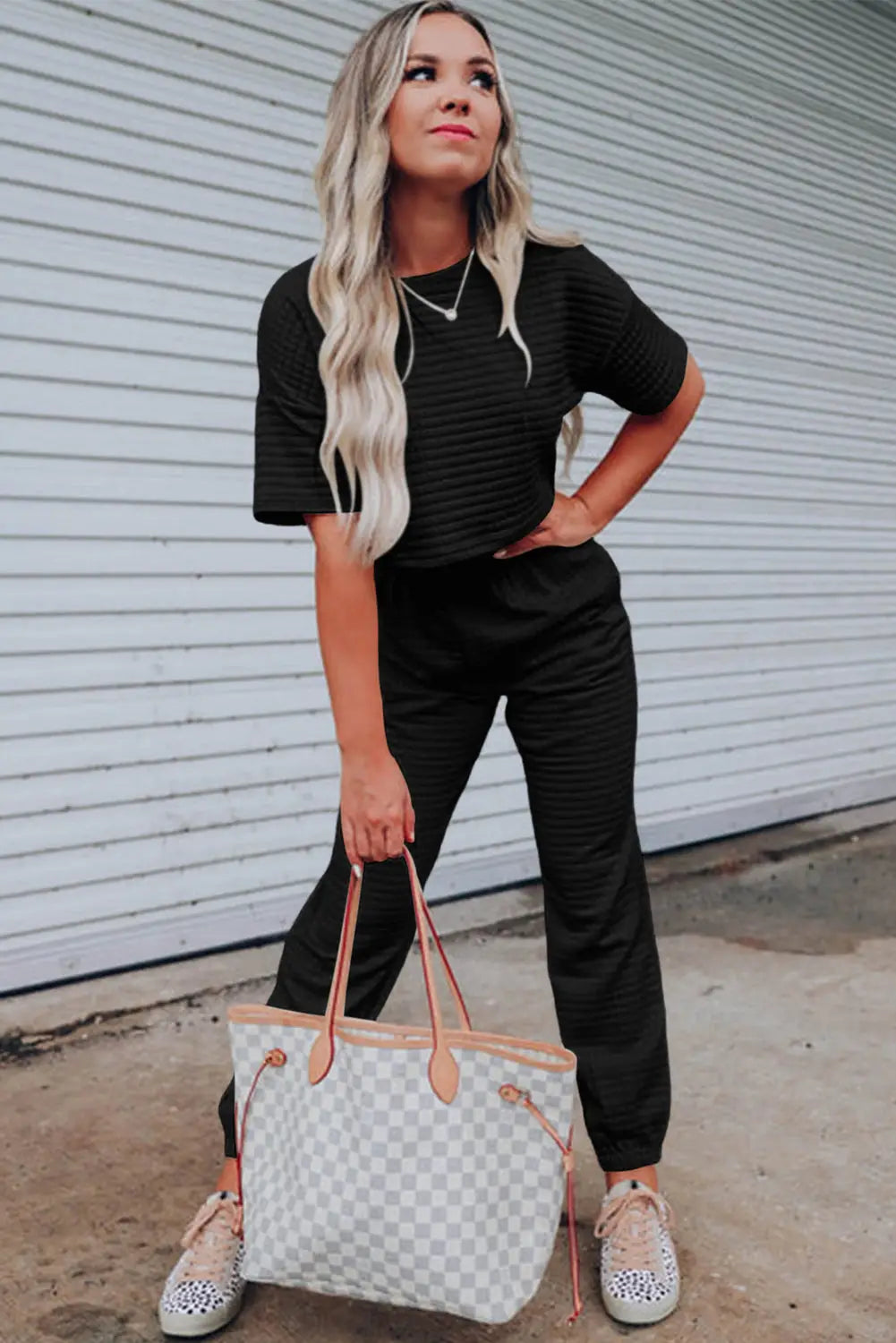Black lattice textured cropped tee and jogger pants set - sets