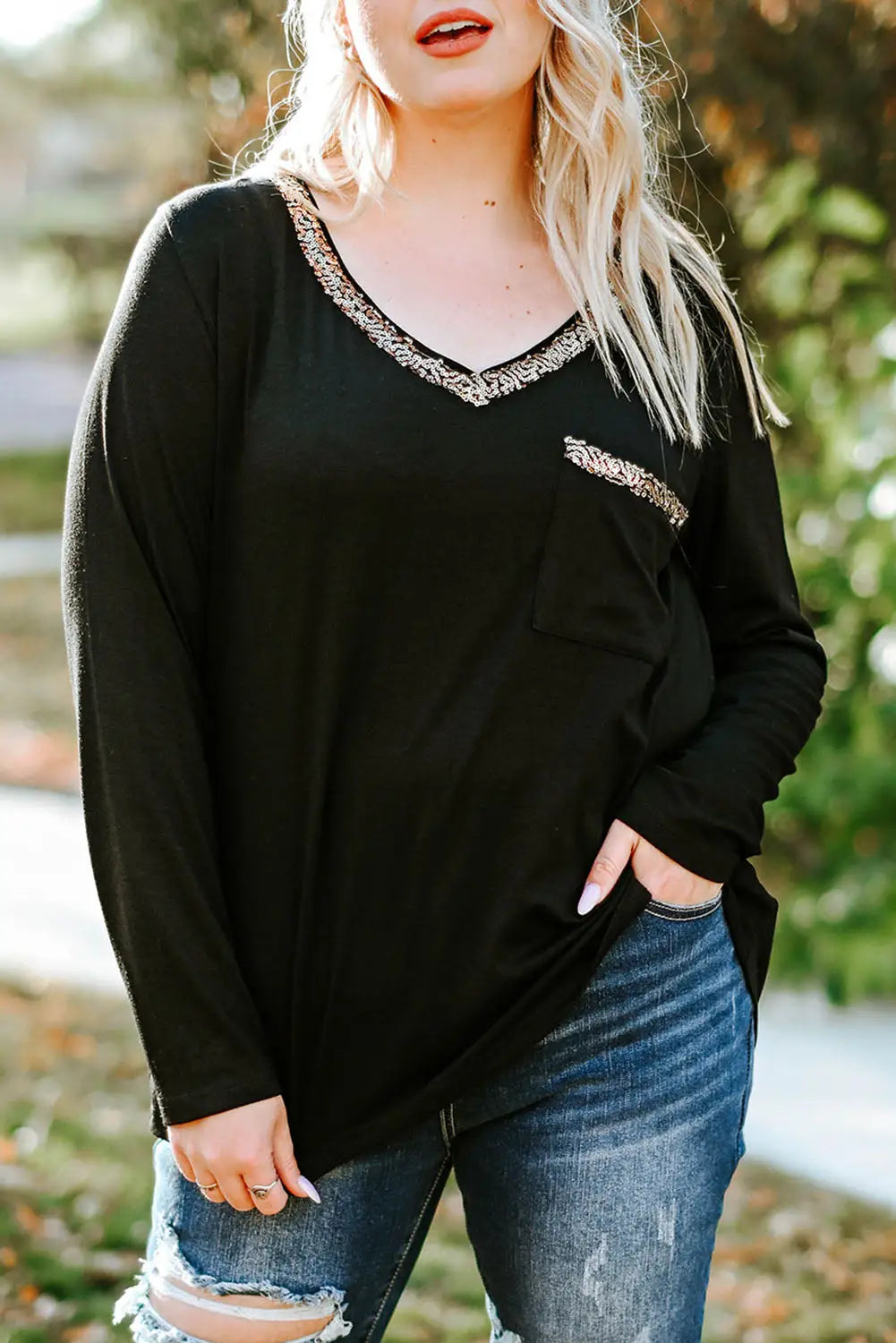 Black long sleeve sequined v neck plus size top - 1x /
