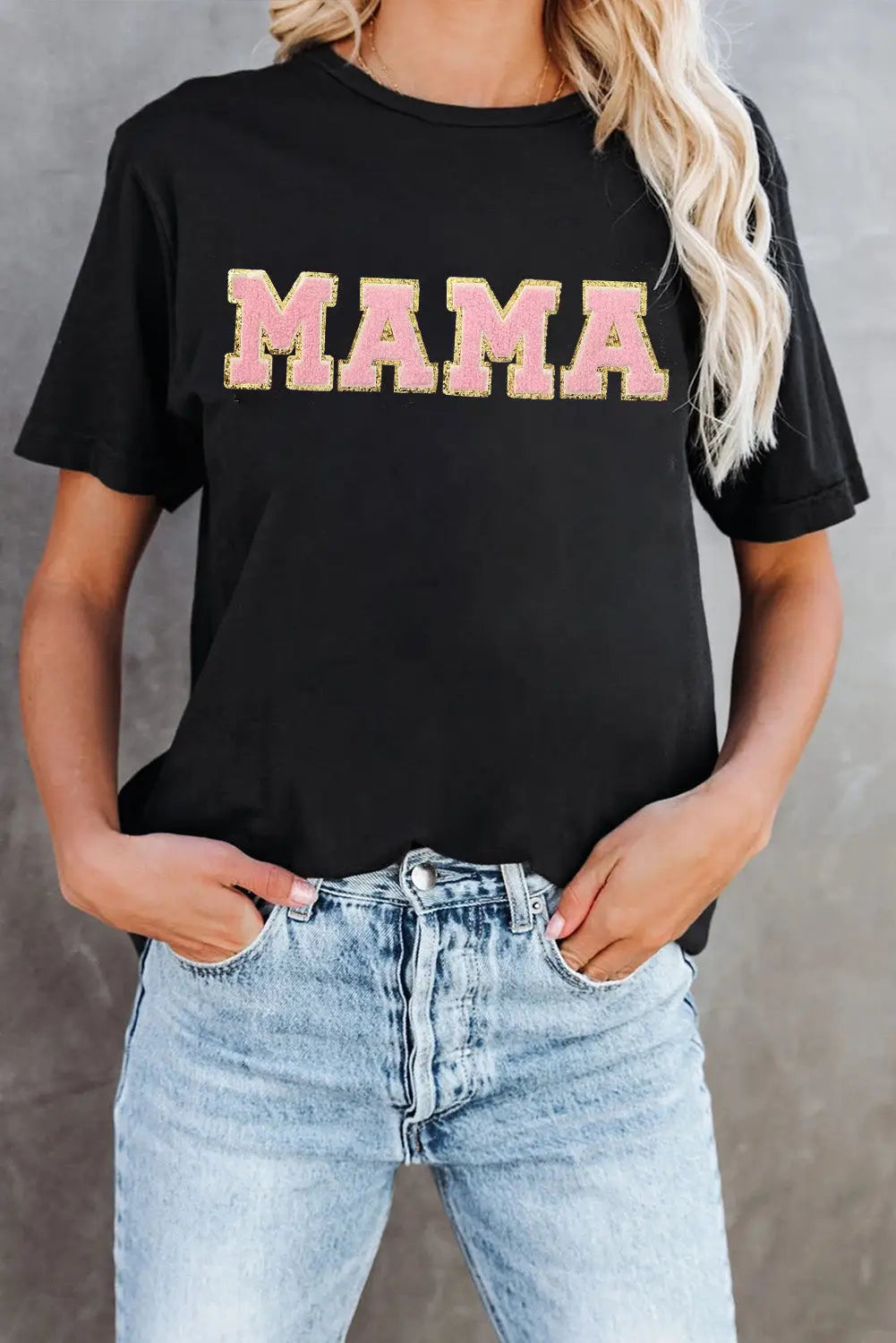 Black mama chenille graphic tee - s / 62% polyester + 32% cotton + 6% elastane - t-shirts