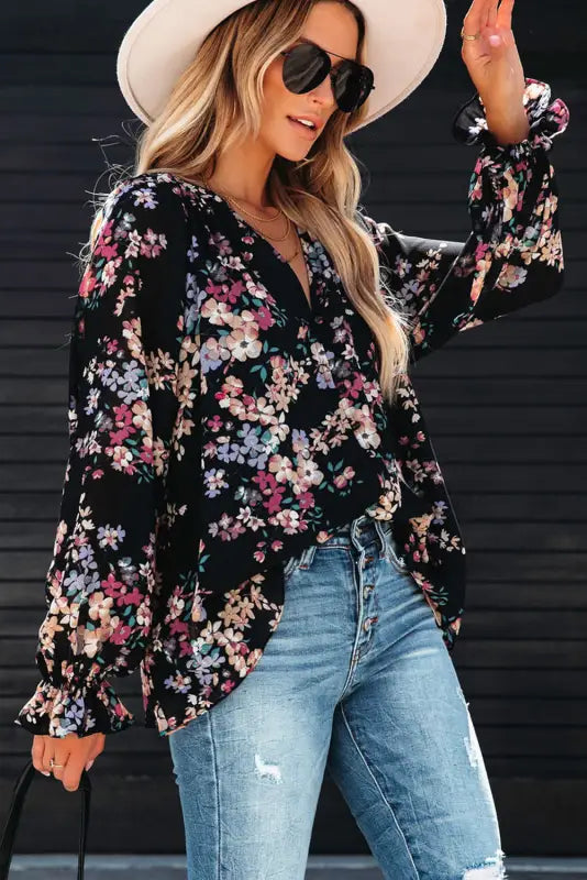 Black plus size floral print lace splicing short sleeve blouse