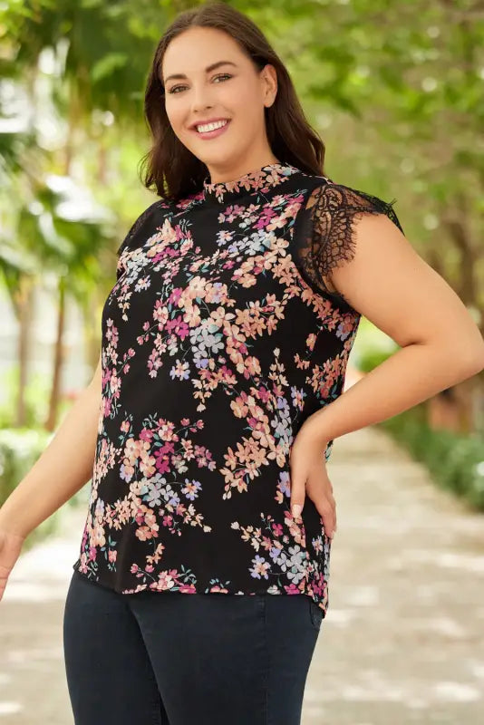 Black plus size floral print lace splicing short sleeve blouse