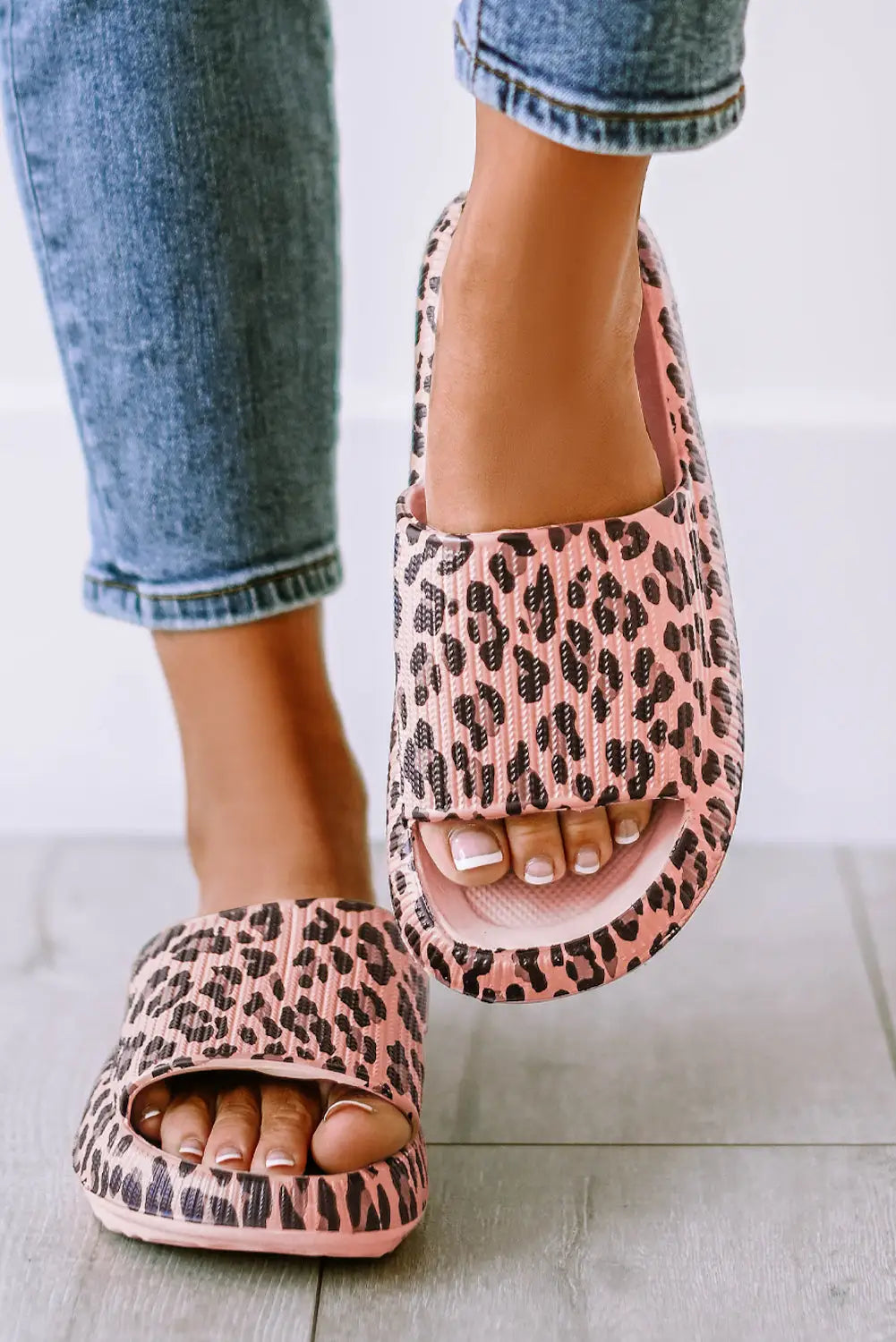 Black print thick sole slip on slippers - pink / 37 shoes &