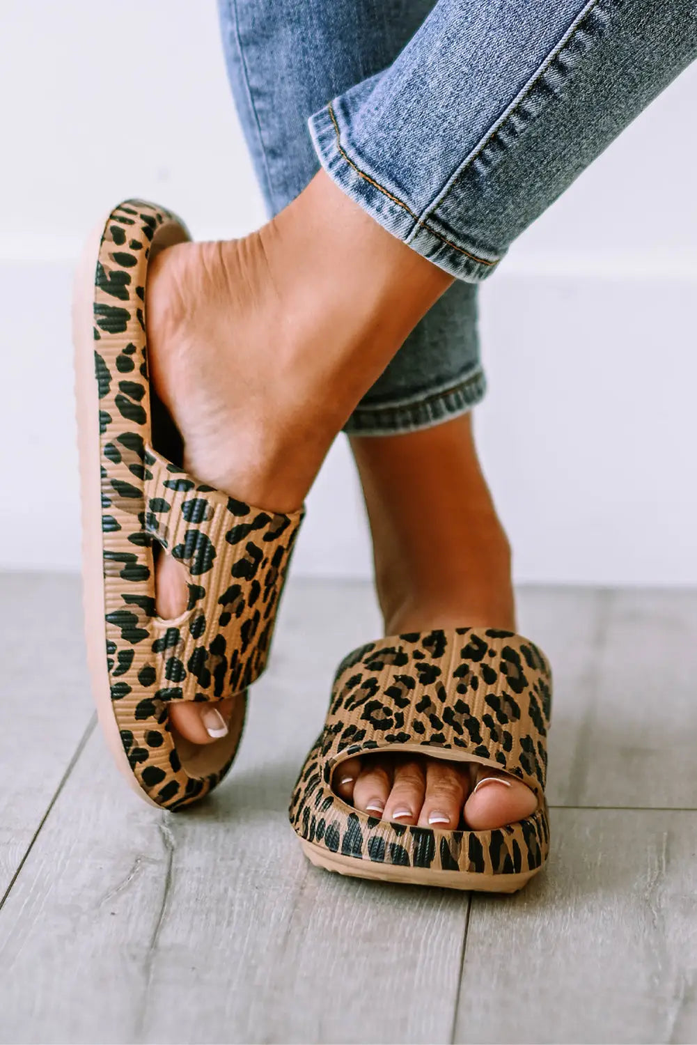Black print thick sole slip on slippers