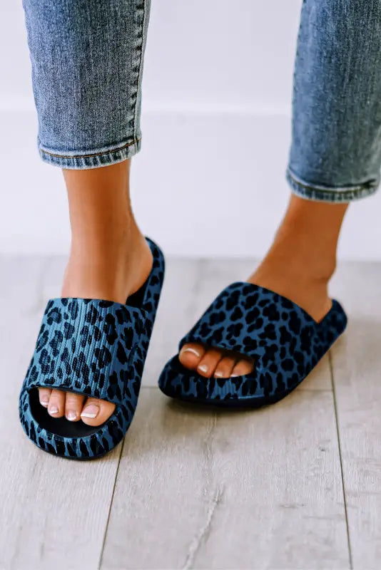 Black print thick sole slip on slippers