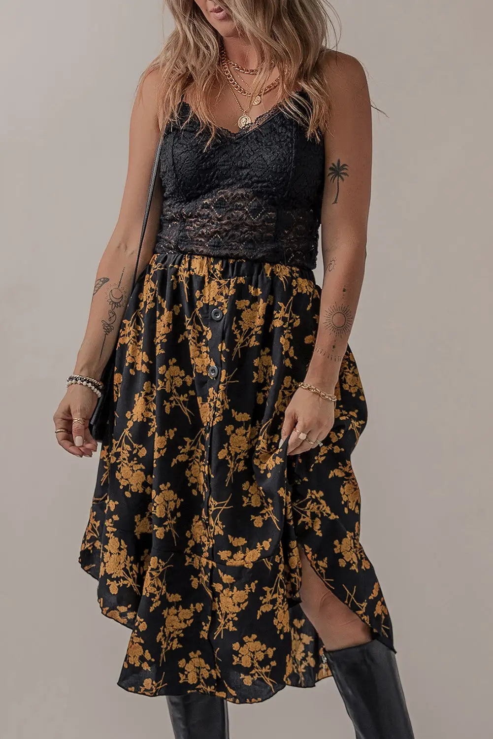 Black printed elastic waist button decor floral ruffle skirt - skirts