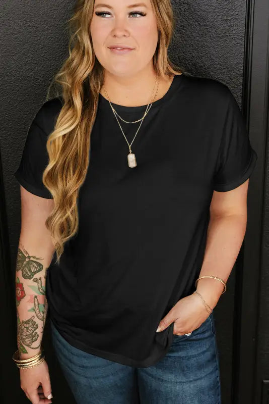 Black round neck rolled sleeve plus size t-shirt