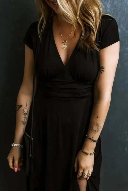 Black Short Sleeve Shirred High Waist V Neck Maxi Dress - Fashionfitz