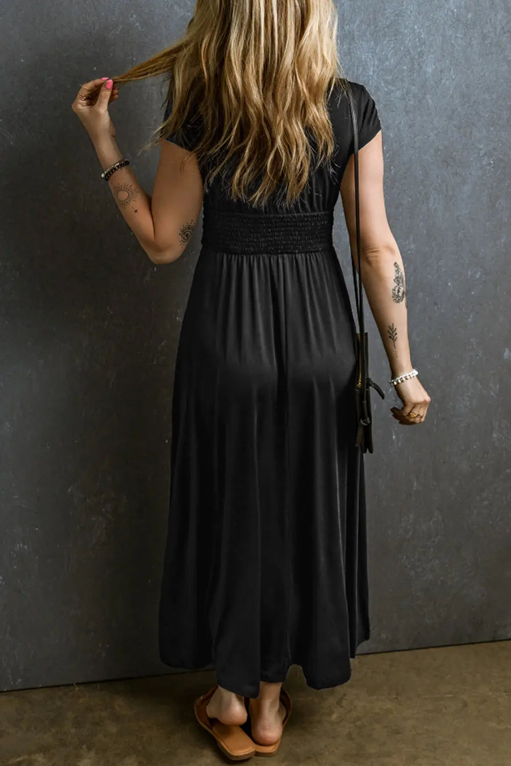 Black short sleeve shirred high waist v neck maxi dress - dresses